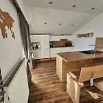 아파트 Central Apartment *